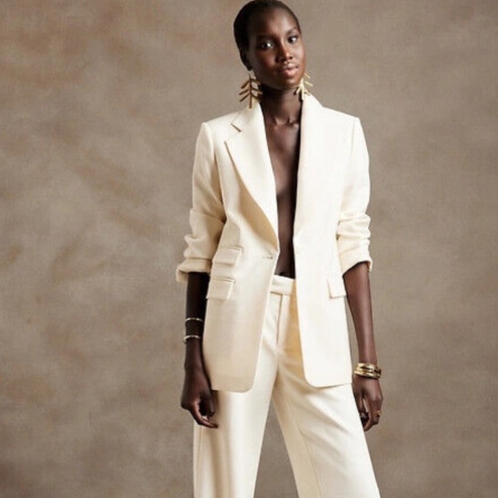 New! BANANA REPUBLIC Sculpted Italian Blazer, Transition Cream, Size 14